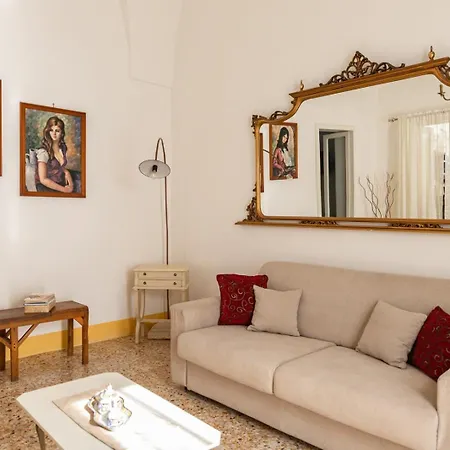 Feriehus Casa Alba & Francesco Specchia Gallone